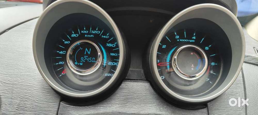 Mahindra Xuv500 At W10 Awd, 2016, Diesel
