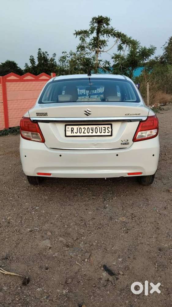 Maruti Suzuki Dzire 1.2 Vxi Amt, 2018, Petrol