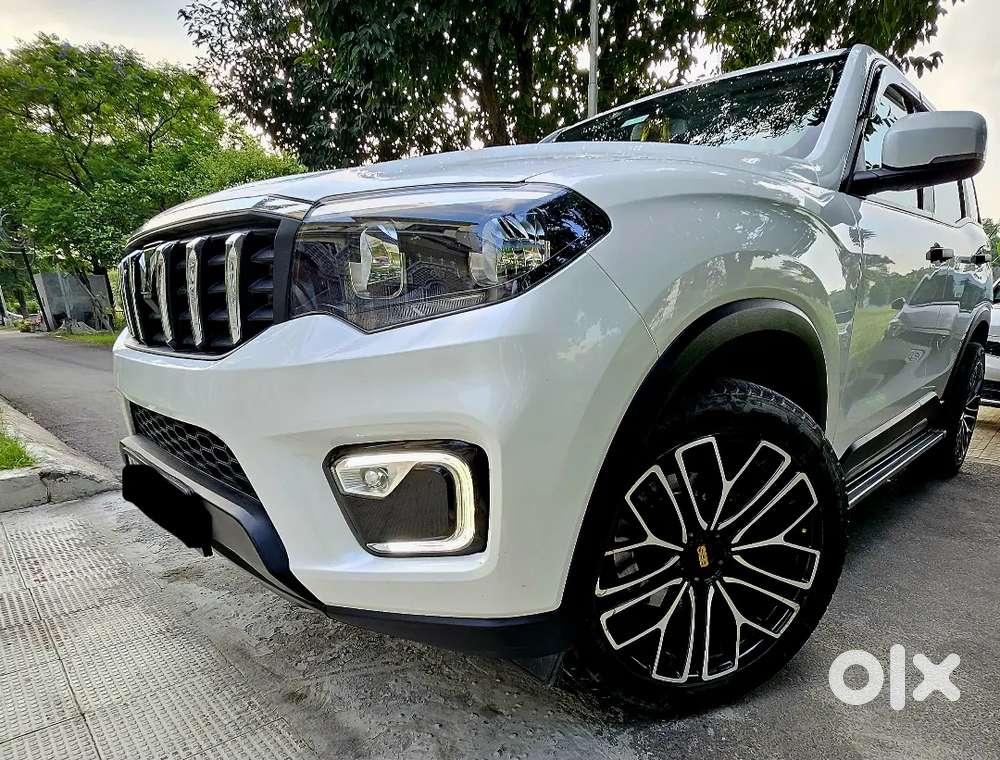 Mahindra Scorpio N Z2 7str 2024 Model