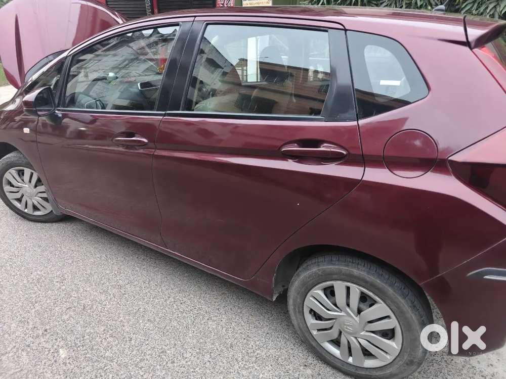 Honda Jazz Petrol 2016 Km Driven 37800