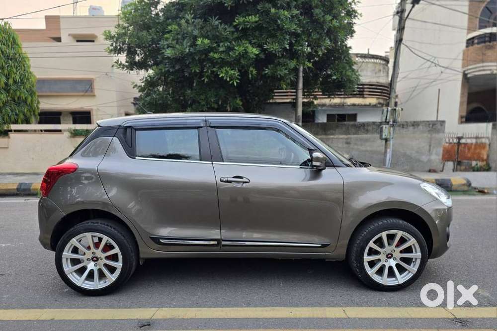 Maruti Suzuki Swift 1.2 Vxi (o), 2024, Petrol