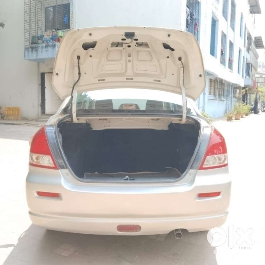 Maruti Suzuki Swift Dzire, 2011