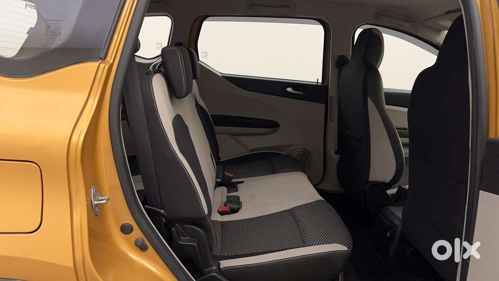 Renault Triber Rxz, 2020, Petrol