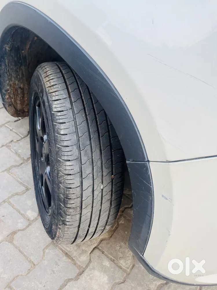 Maruti Suzuki Brezza Vdi 2017