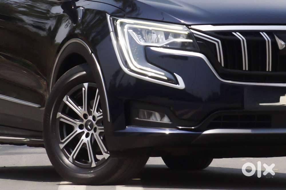 Mahindra Xuv700 2.0 Ax 7 Petrol At Luxury Pack Str, 2023, Petrol