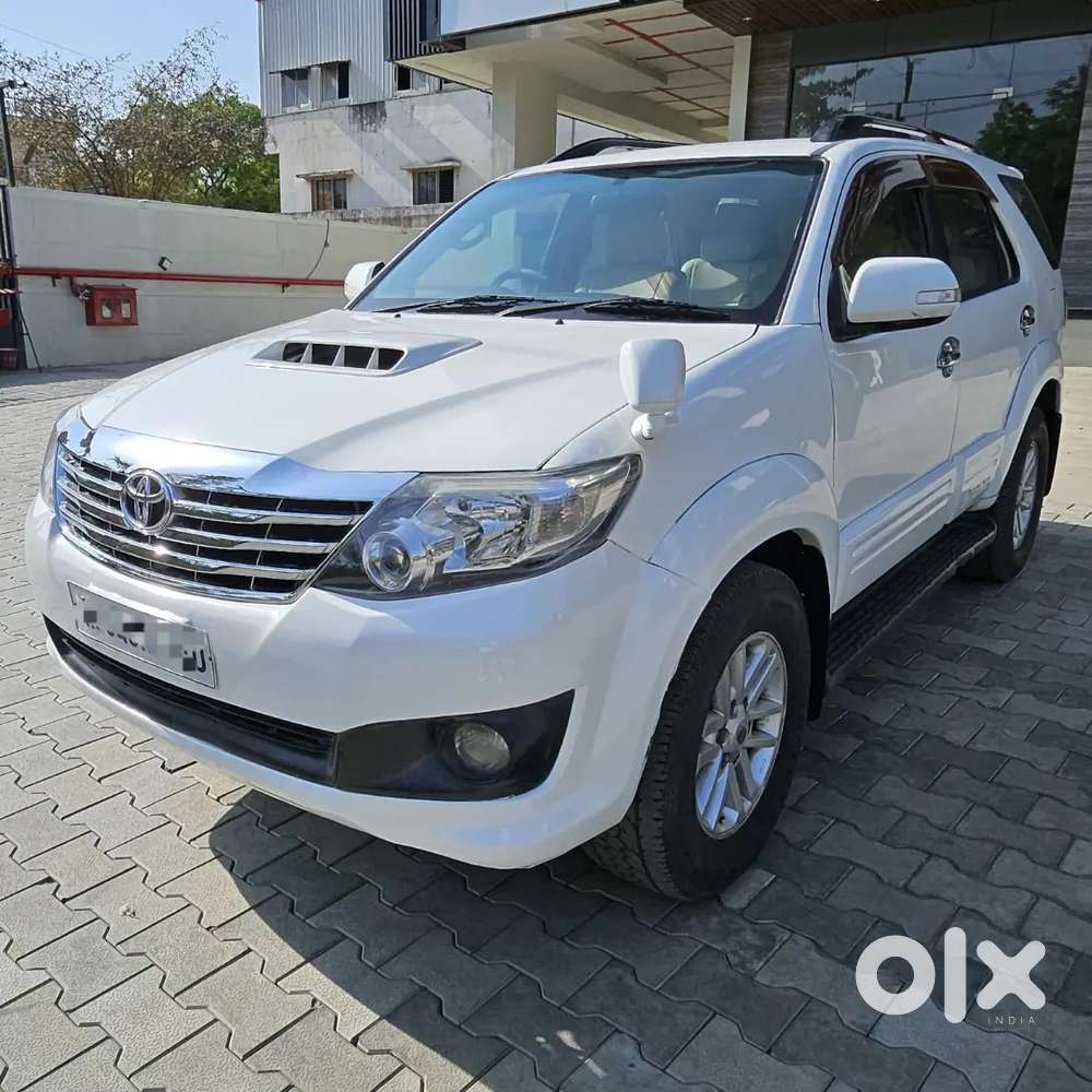 Toyota Fortuner 2012 Model 1 Lakh Running Only