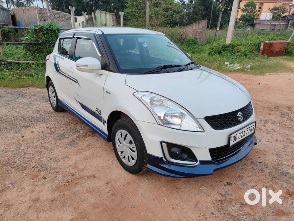 Maruti Suzuki Swift Vxi Optional, 2016, Petrol
