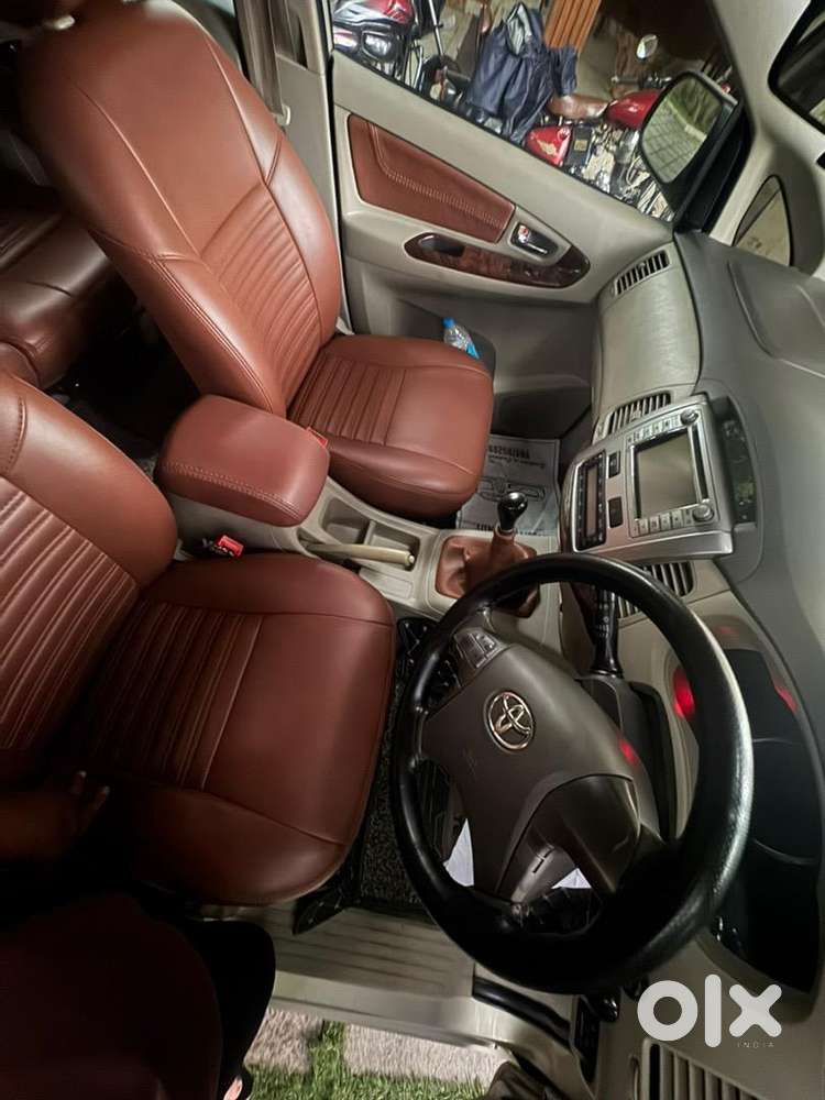 Toyota Innova 2013 Diesel Well Maintained