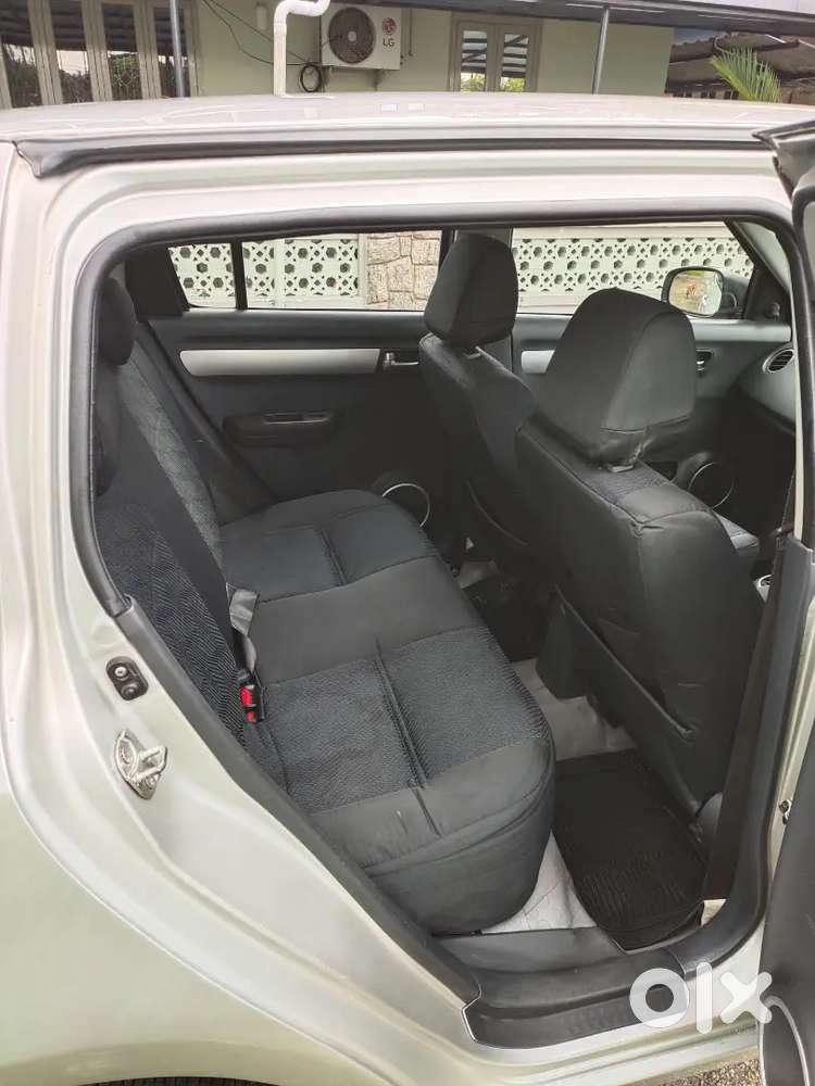 Maruti Suzuki Swift 2011 Diesel 98600 Km Driven