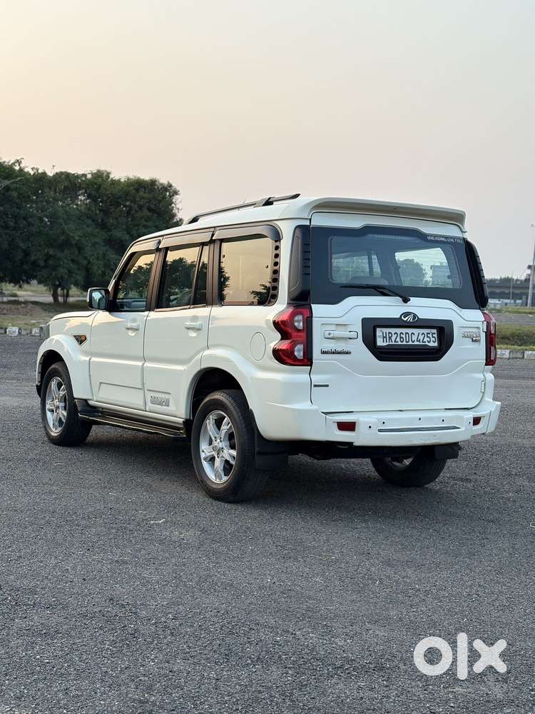 Mahindra Scorpio S10 At 2wd, 2016, Diesel