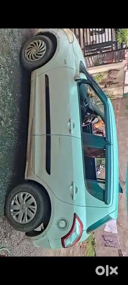 Maruti Suzuki Swift 2015 Petrol Manual