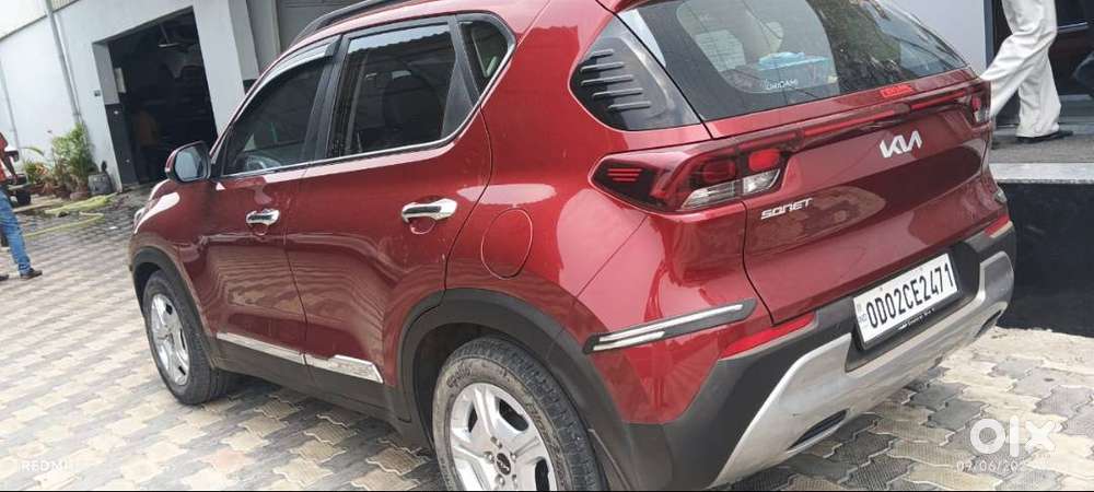 Kia Sonet 2023 Petrol 38000 Km Driven