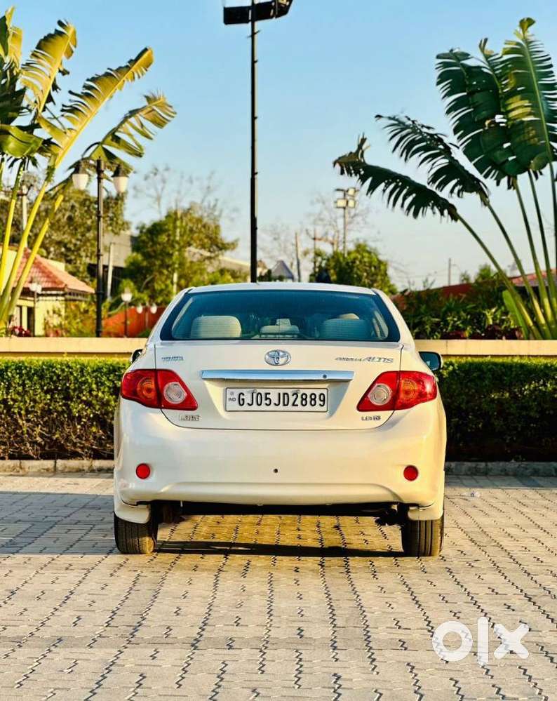 Toyota Corolla Altis 2010-2013 G, 2010, Petrol