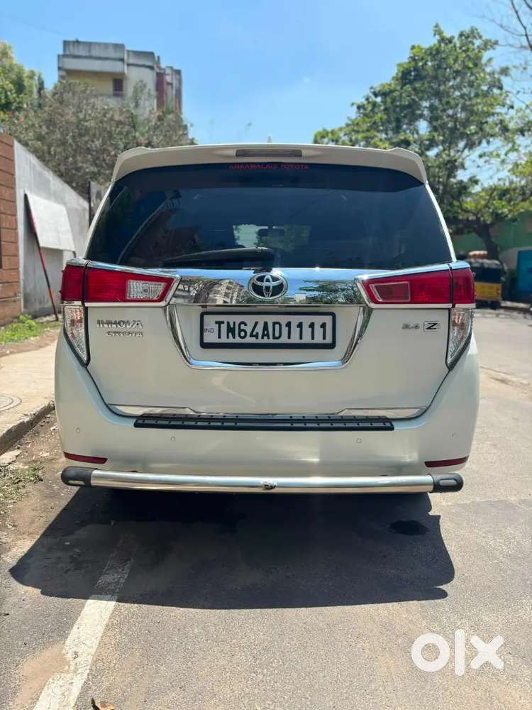 Toyota Innova Crysta 2.4 2021