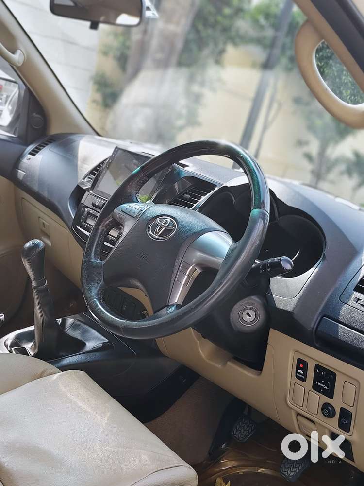 Toyota Fortuner 2.5 4x2 Mt Trd Sportivo, 2014, Diesel
