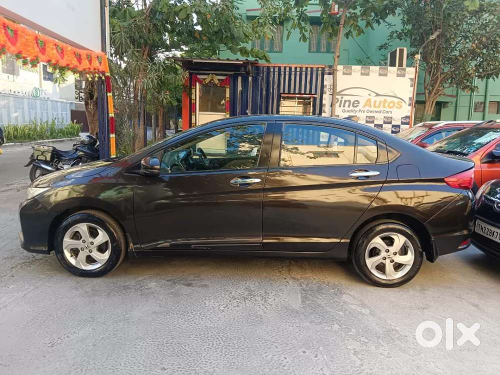 Honda City 1.5 V 4th Gen I-vtec Mt, 2015, Petrol