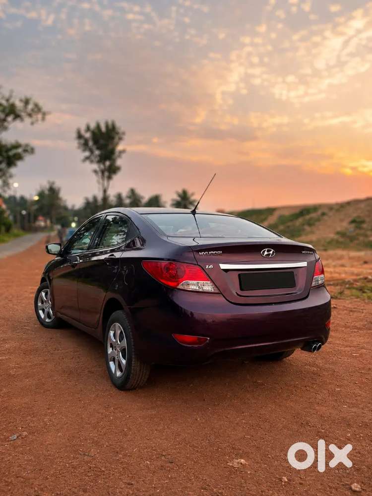 Hyundai Verna Ex 1.6 Petrol 2012