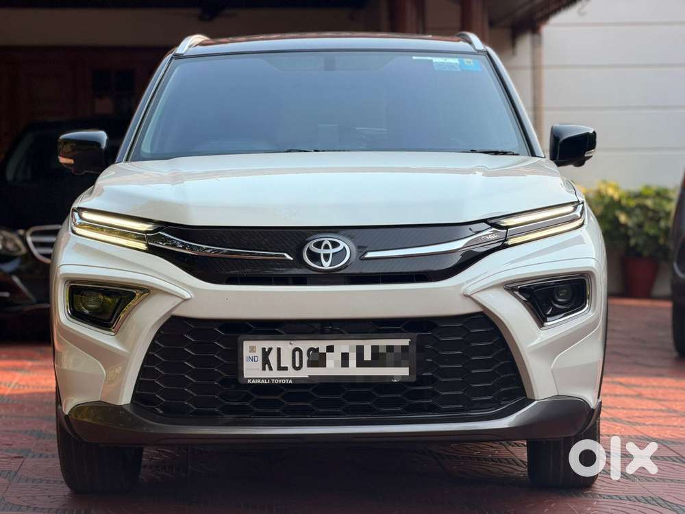 Toyota Urban Cruiser Hyryder 1.5 V Hybrid, 2023, Petrol