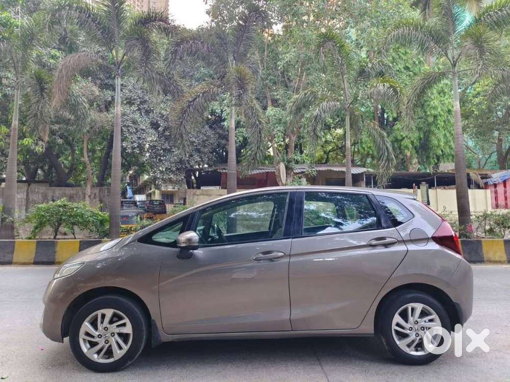 Honda Jazz V Mt Privilege, 2015, Petrol