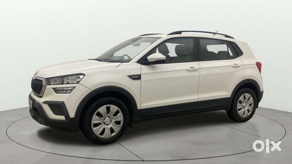 Skoda Kushaq 1.0 Tsi Active, 2022, Petrol