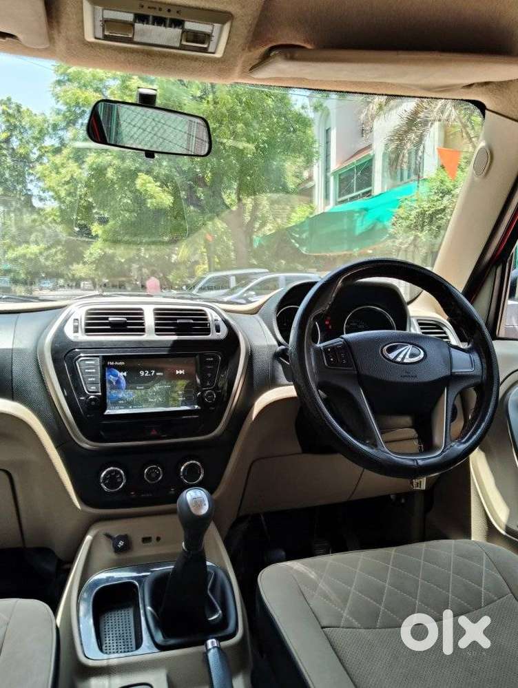 Mahindra Tuv 300 T10, 2019, Diesel