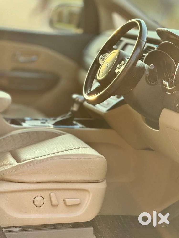 Kia Carnival Limousine Plus 7 Str, 2023, Diesel