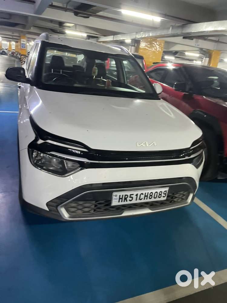 Kia Carens Petrol 2022