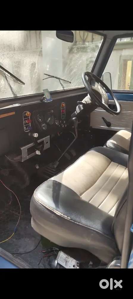 Mahindra Jeep 2004 Diesel Well Maintained