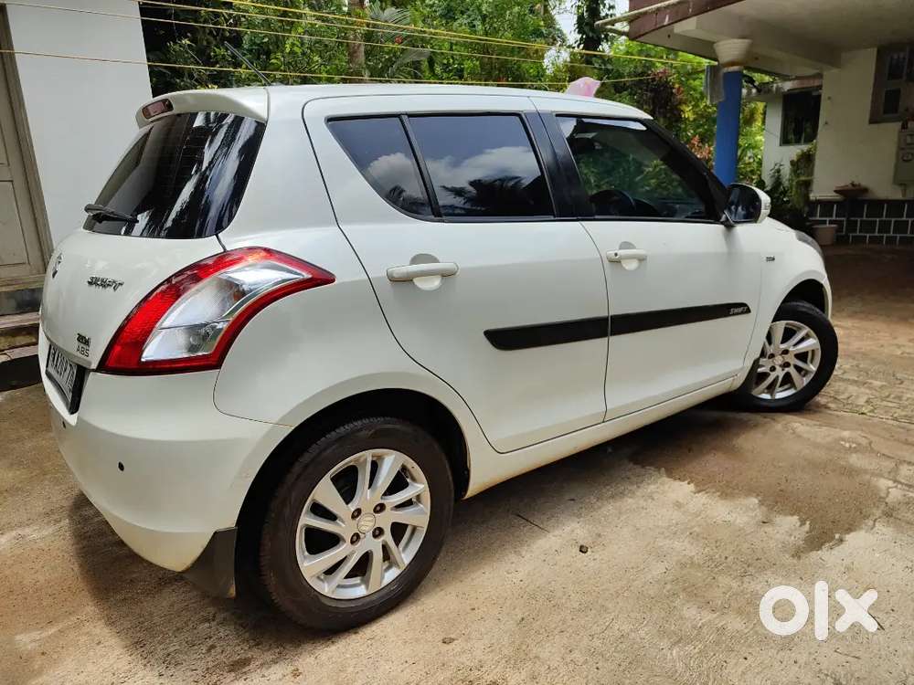 Maruti Swift Ddis 2011 December