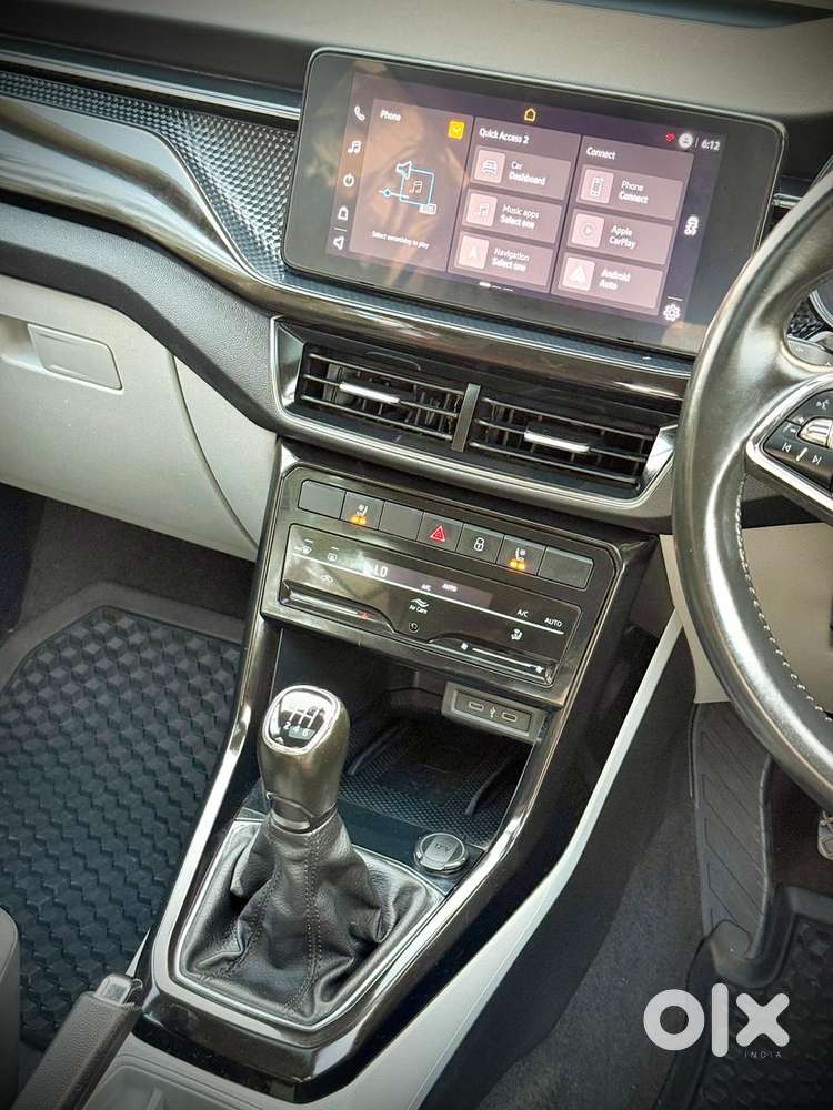 Skoda Kushaq 1.0 Tsi Style, 2023, Petrol