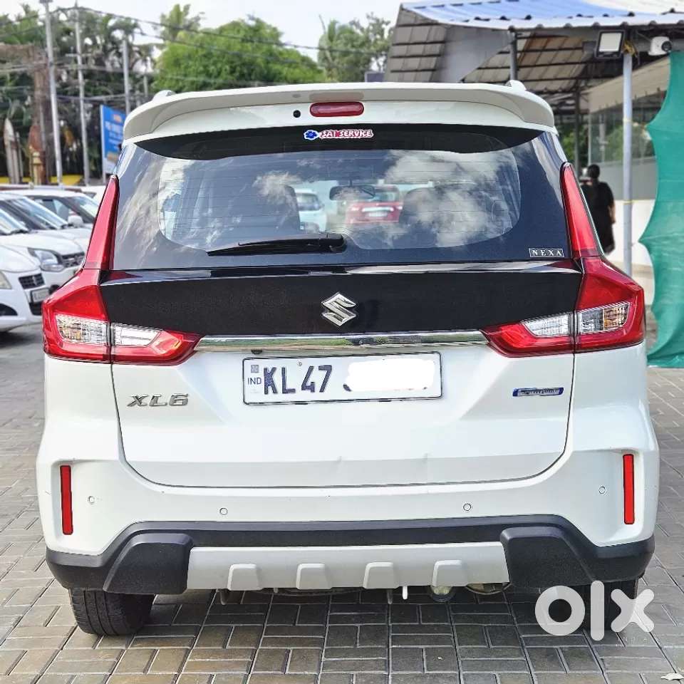 Maruti Suzuki Xl6 1.5 Alpha At, 2019, Petrol