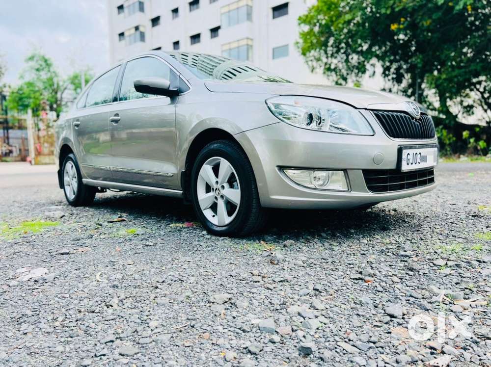 Skoda Rapid [2016-2020] 1.5 Style Plus Tdi At, 2016, Diesel