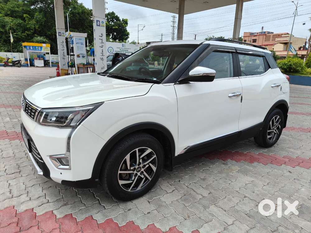 Mahindra Xuv300 W8 Option Diesel, 2023, Diesel