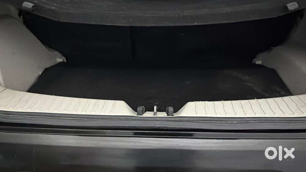 Mahindra Xuv300 W8 Option, 2023, Petrol