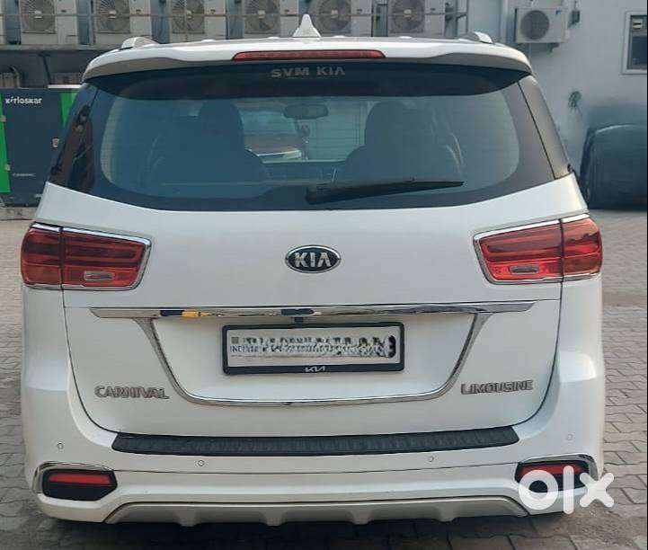 Kia Carnival Limousin Plus 7 Str