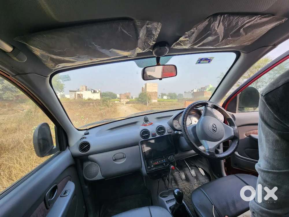 Mint Condition Company Colour With Centre Lock Key