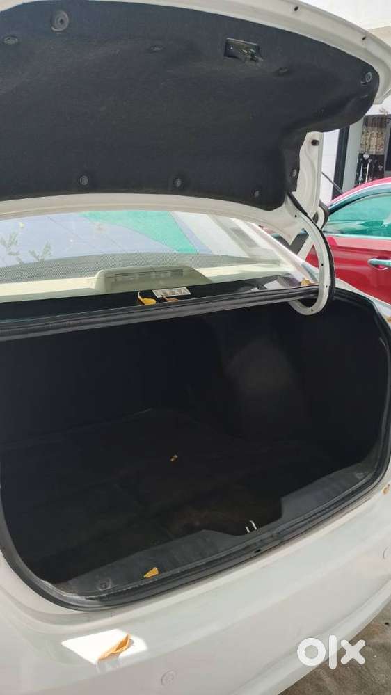 Maruti Suzuki Ciaz Smart Hybrid Alpha , 2019, Petrol