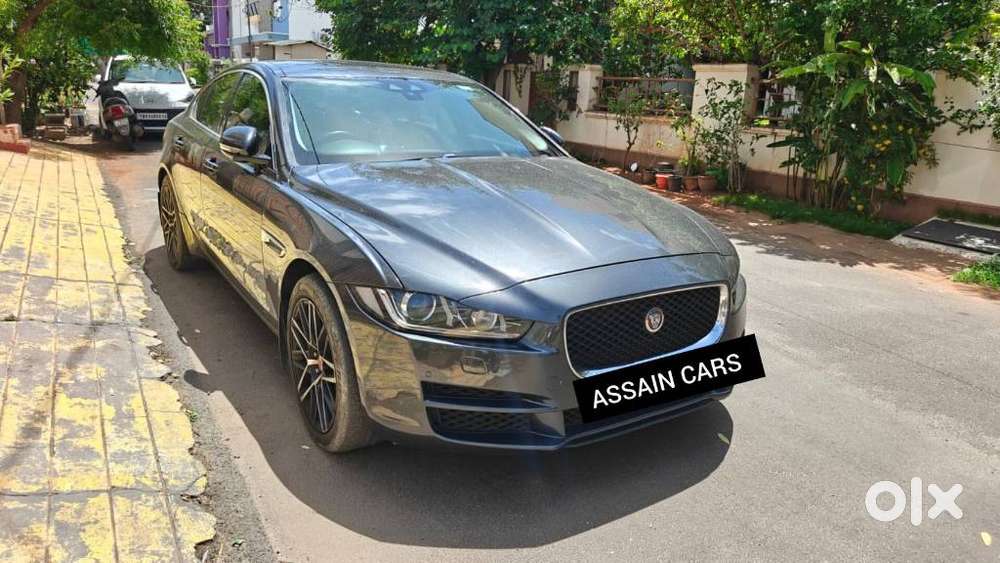 Jaguar Xe Prestige, 2016, Petrol