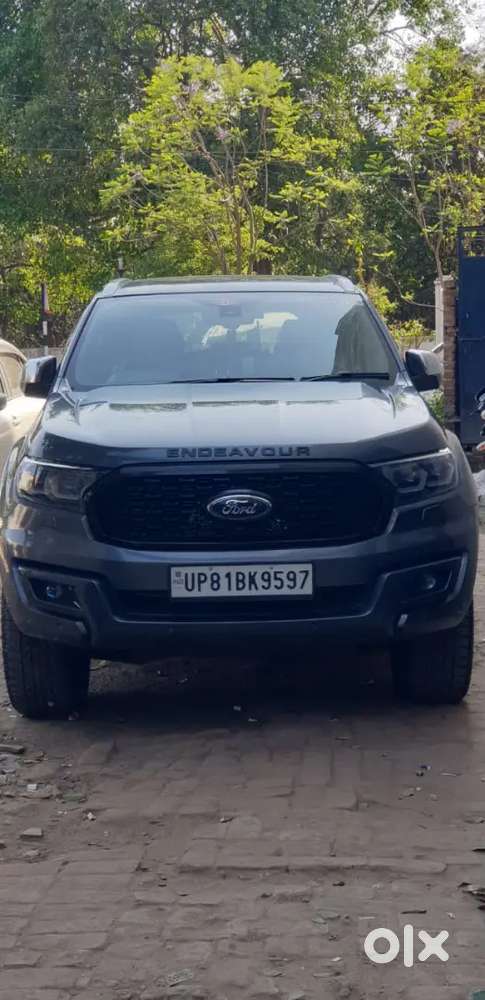 Ford Endeavour Titanium 4x4 2016