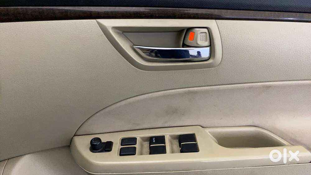 Maruti Suzuki Swift Dzire Vxi 1.2, 2015, Petrol