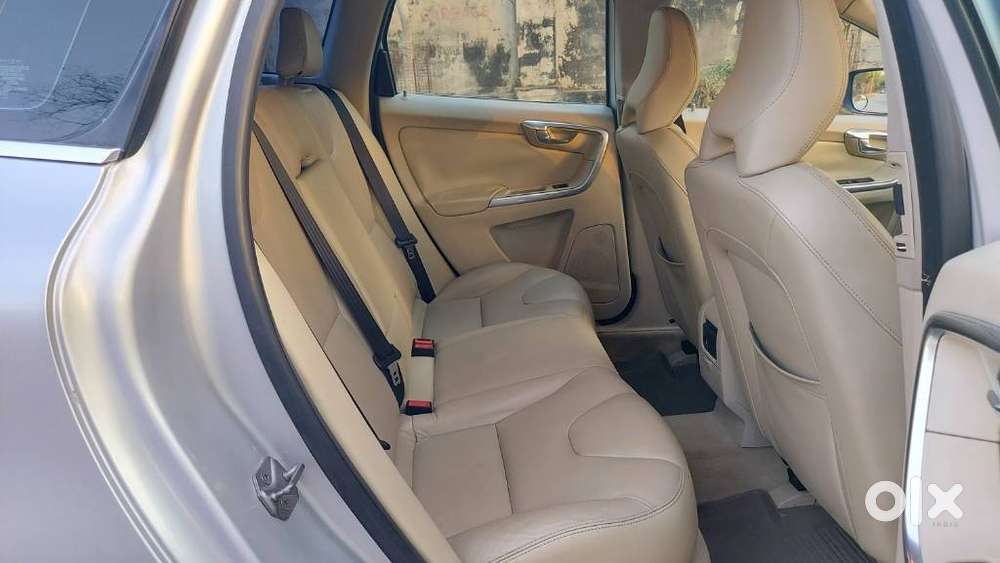Volvo Xc60 D4 Momentum, 2016, Diesel