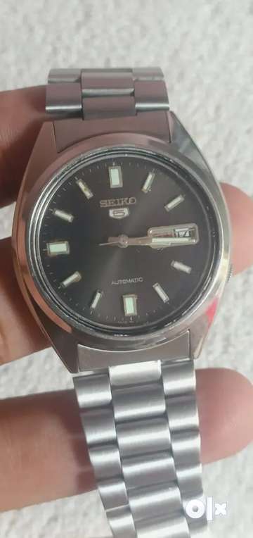 Seiko 5 sunburst dial hot sale