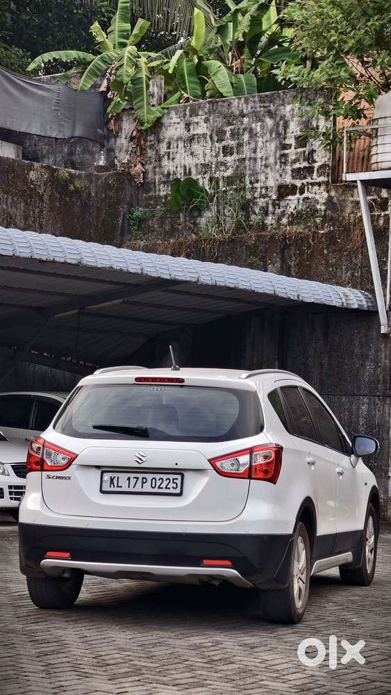 Maruti Suzuki S-cross 1.5 Alpha, 2015, Petrol