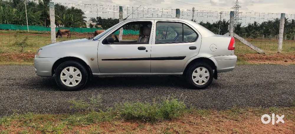 Ford Ikon 2010 Diesel 125000 Km Driven Good Condition