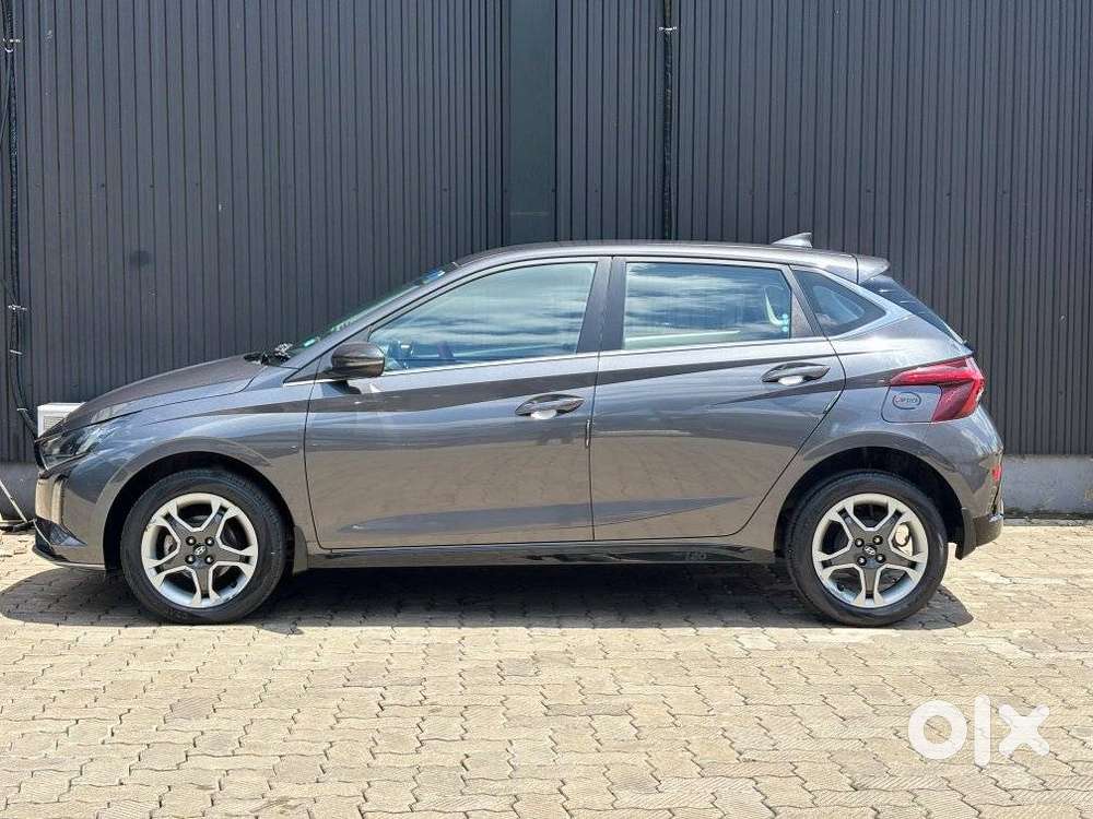Hyundai I20 Sportz 1.2 Ivt, 2024, Petrol