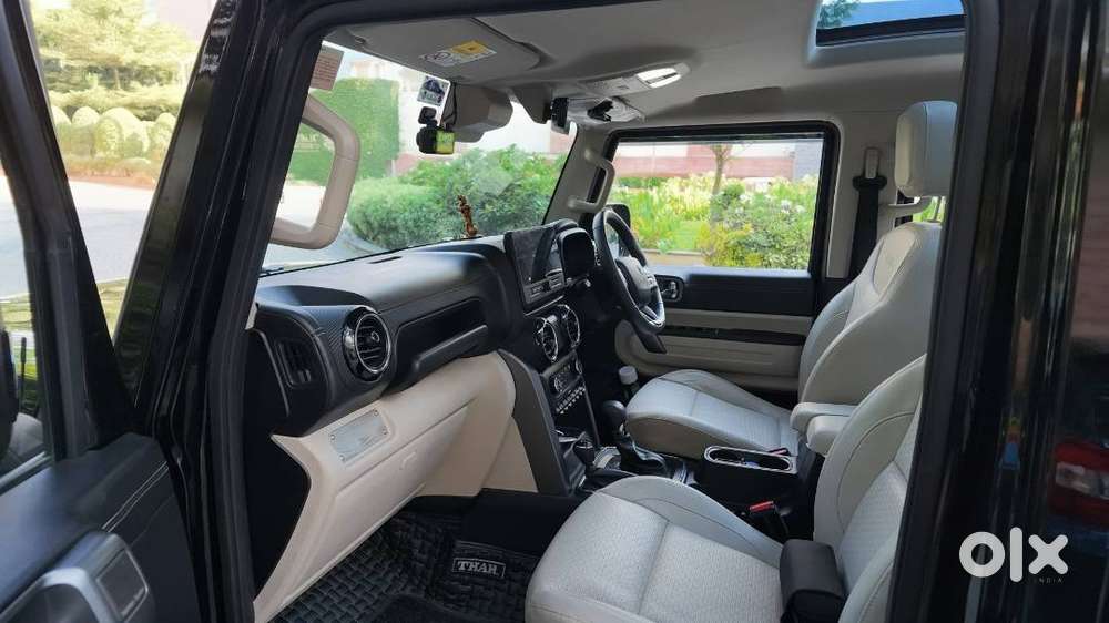 Mahindra Thar Roxx 2025 Diesel At 4wd Stealth Black