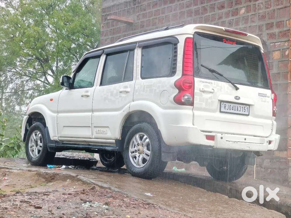 Mahindra Scorpio 2014