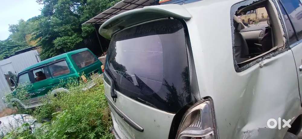 Toyota Innova G4 2013 With 100k Km