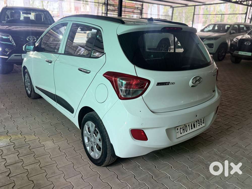 Hyundai Grand I10 Sportz, 2014, Petrol