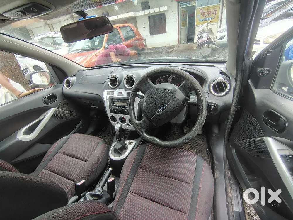 Ford Figo Diesel Zxi 2nd 2015